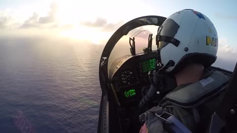 😏 Pinky Recovery-EA-18G Growler Cockpit View - Low Holding to the Spin Pattern to the Overhead-11