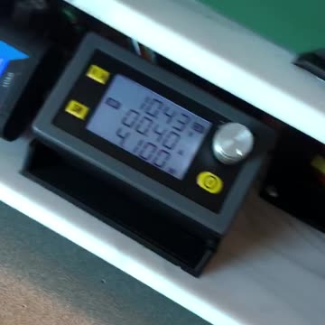 Self running dual caps charged and under constant charging