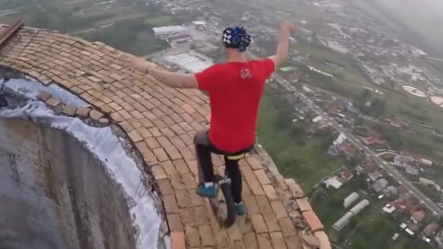 256m hight chimney woking stunt
