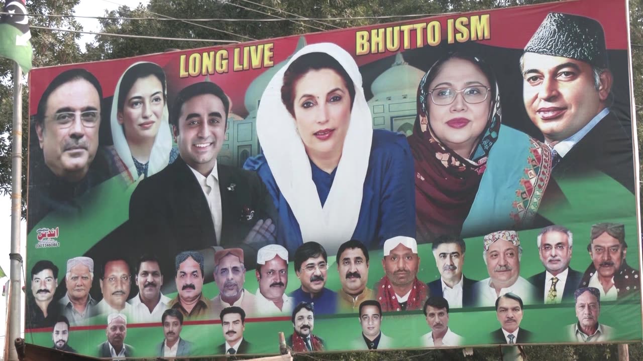 Pakistan political scion Bhutto calls for new ideas