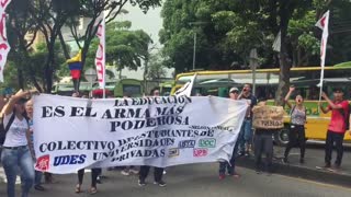 Marcha por la U - San Pío