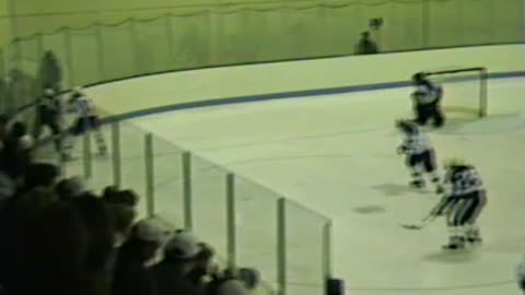 Middlebury College Men's Hockey vs. Holy Cross, November 18, 1995