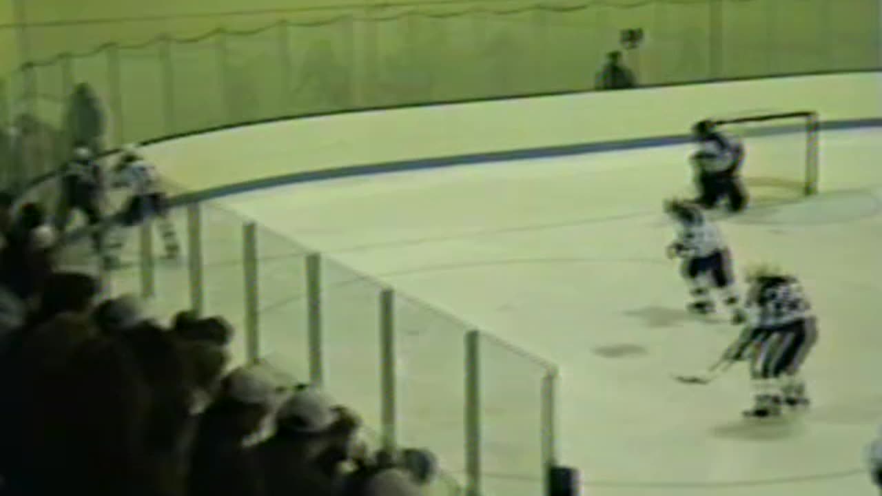 Middlebury College Men's Hockey vs. Holy Cross, November 18, 1995