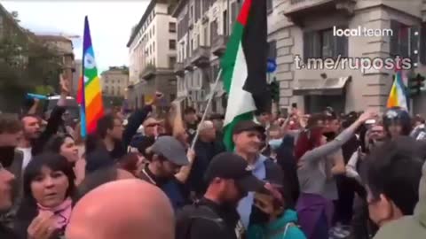 Ukrajinské demonstranty v Itálii vypískali a nazvali je nacisty