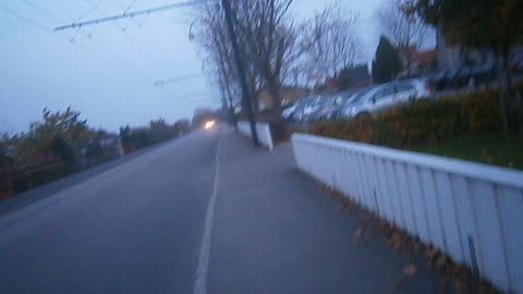 På väg till tågstationen. Kolonigatan, Landskrona 31 Okt. 2015