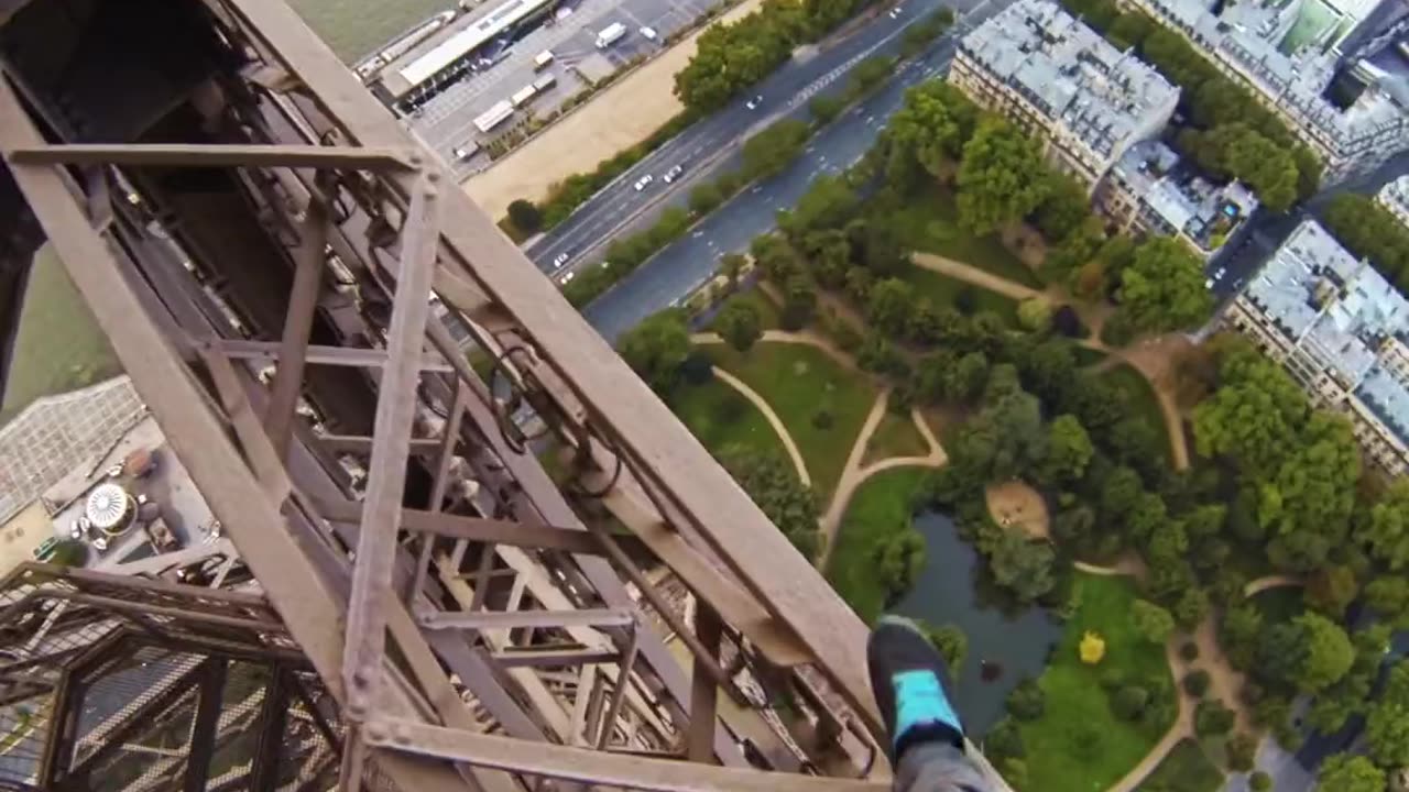 Guy Illegally Climbs Eiffel Tower