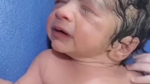 New born baby ingtube veary birth baby noes