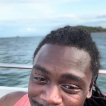 Stuck in the middle of the ocean!