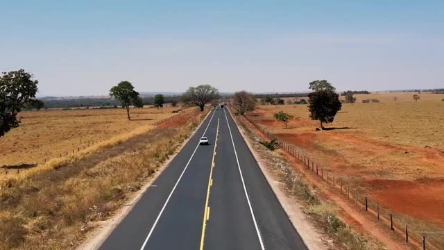 Min. Tarcísio e suas obras