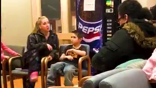 A slap a day keeps the idiocy away! 😁😁