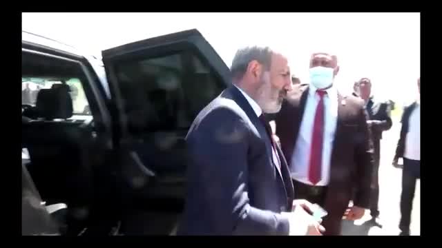 Macron-Pashinyan meeting in Paris