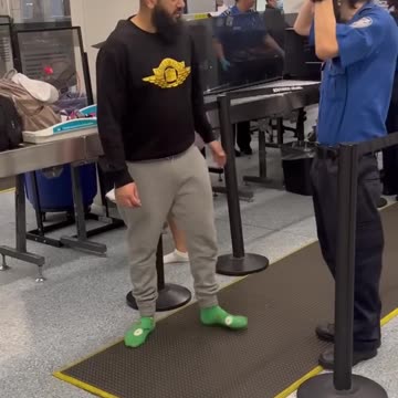 Muslim get stopped at the airport