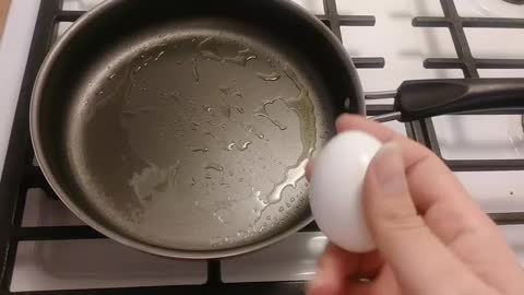 Cooking some eggs