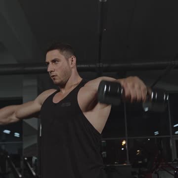 Lateral shoulder press