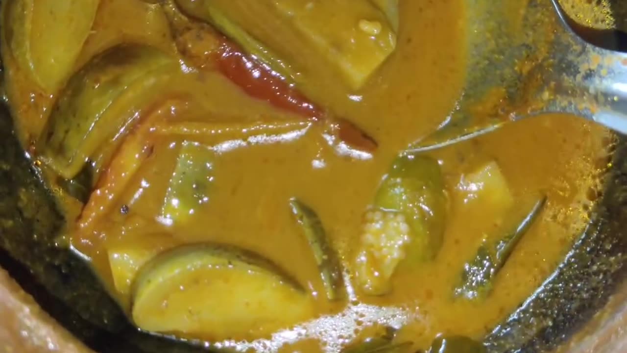 Aacchi Chilli Kulamb Masala!! Brinjal Curry