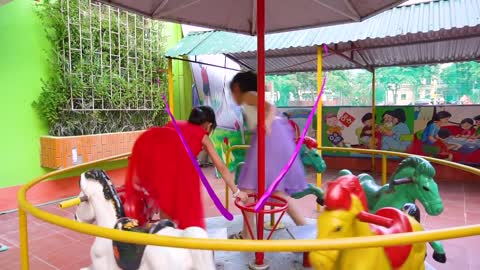 Indor playground for kids pretend play with LaLa Kids TV doctor - Funny Video for children