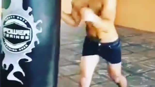 Boxeuse et boxeur