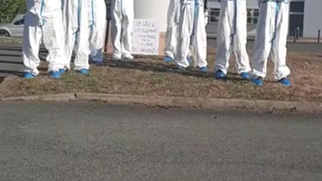 Manifestation de détresse de soignants devant l'ARS de Poitiers