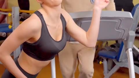 Funny Video Of Man And Woman In A Gym