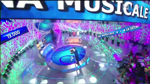 RAIUNO - Reazione A Catena-La Catena Musicale (19/08/2015)