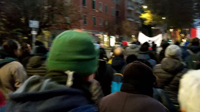 Bologna 4 dicembre 2021 - Rivoluzione Day - Corteo
