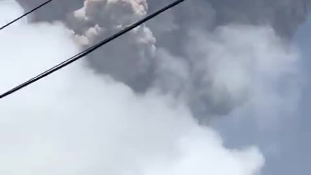 La Soufriere volcano in the Caribbean erupts - the first time since 1979.