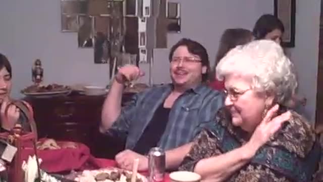 Dec 24 2010 - Jimmy can't keep silent 2 minutes