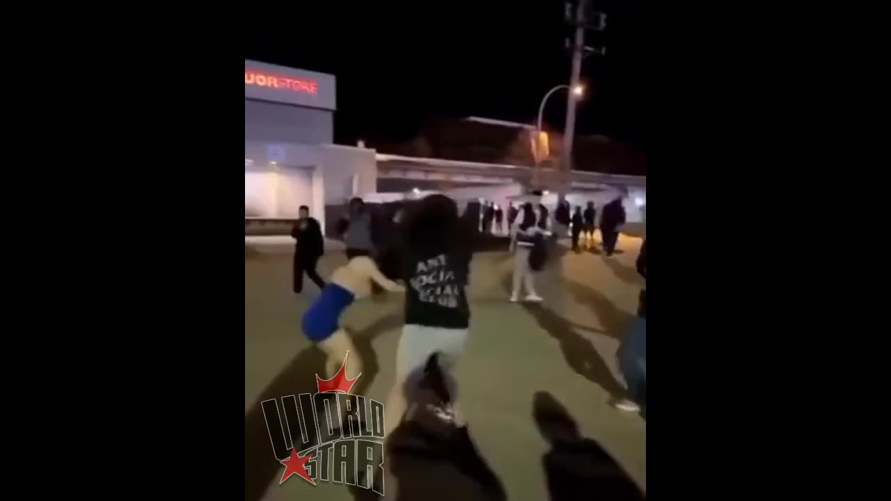 You Going To Jail Now Woman Brutally Jumped Gets Saved By Police