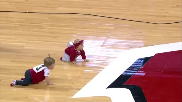 Wisconsin Basketball Halftime Baby Race