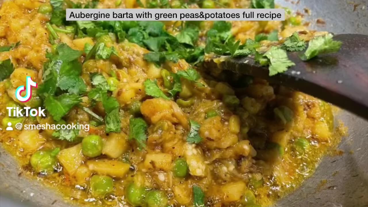Special aubergine bharta with aloo&peas بینگن کا بھرتہ آلومٹر کے ساتھ