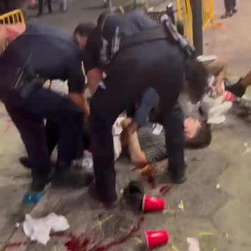 Zwei Tote und mindest 18 Verletzte nach Massenschießerei in Florida