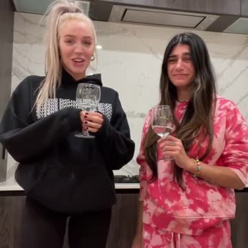 Mia Khalifa Best Funny React 😂😂