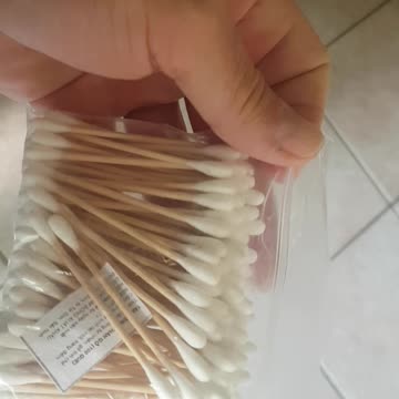 this item is very good for cleaning the hears