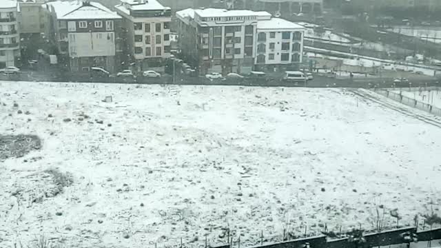Snow falls from the altitude in Turkey