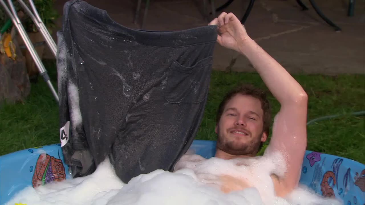 Andy Cleans Himself | Parks and Recreation |