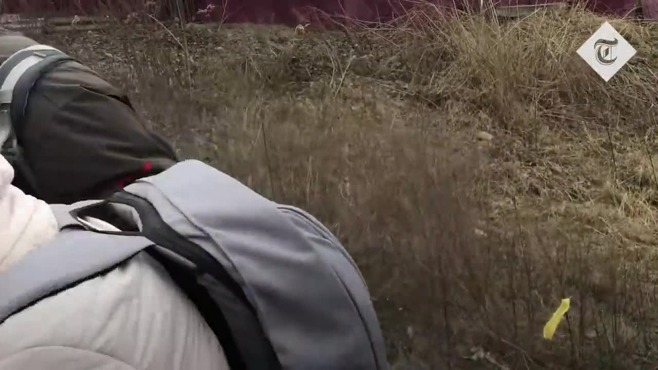 On the ground in Irpin as civilians evacuate after shelling kills family