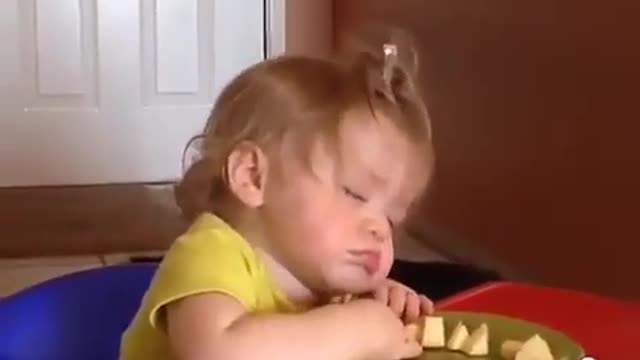 CUTE BABY DOZING OFF WHIILE EATING,,,TRY NOT TO LAUGH..shorts#..