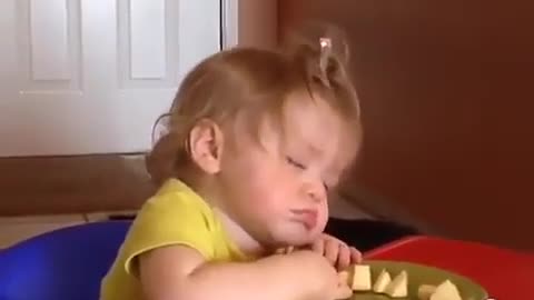 CUTE BABY DOZING OFF WHIILE EATING,,,TRY NOT TO LAUGH..shorts#..