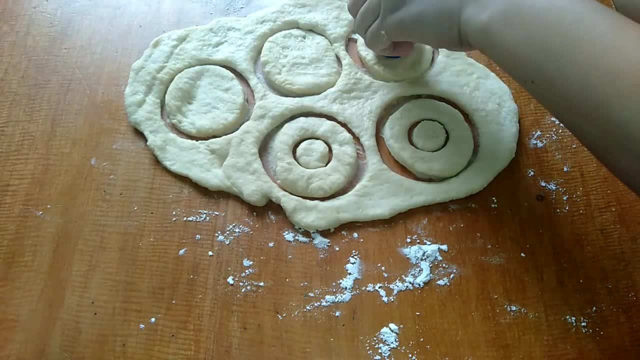 How to make Homemade donuts