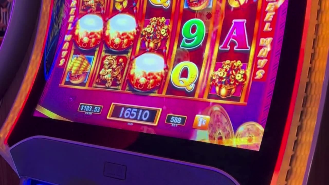 Mama Picks Mystery on Dancing Drums Prosperity Slot Machine