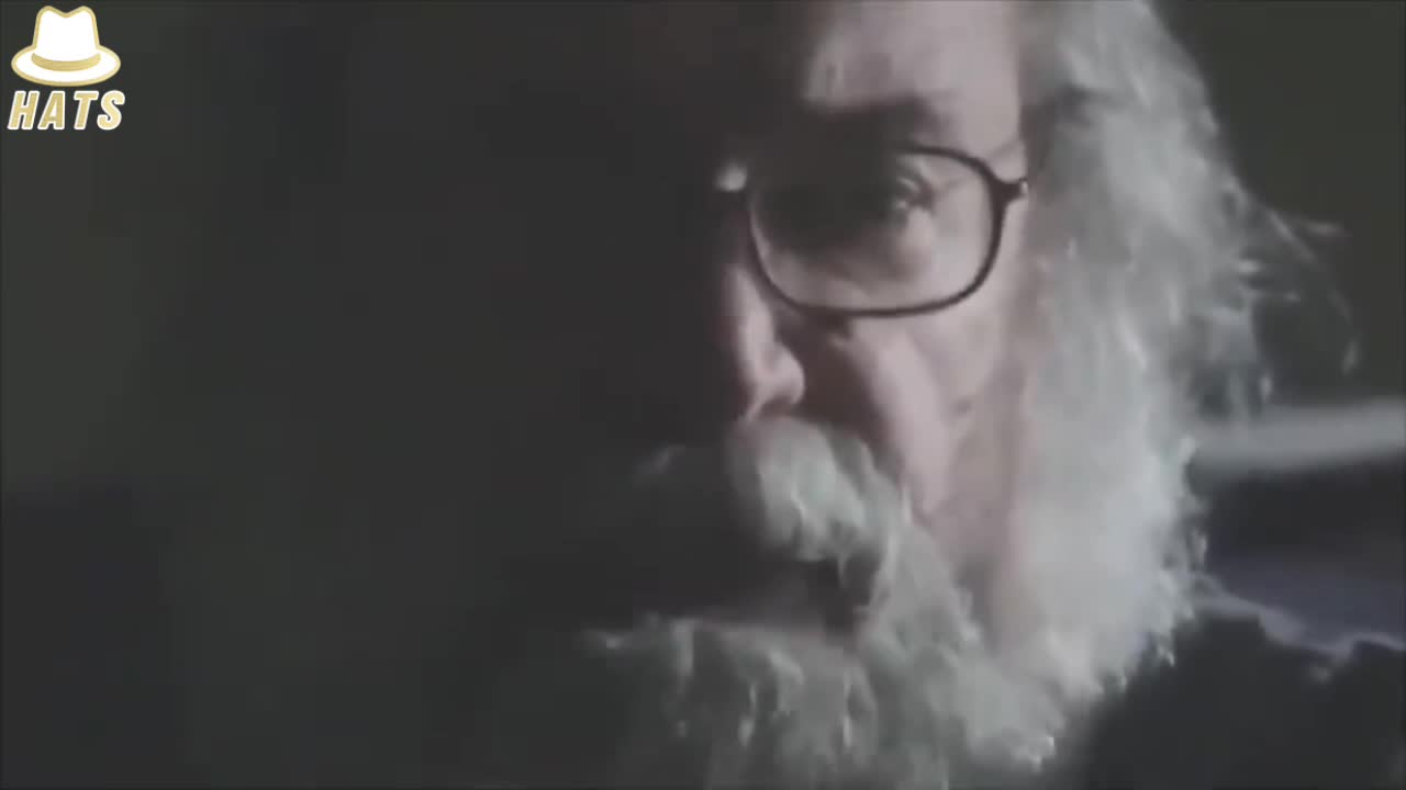 Stanley Kubrick Explains the 'Moon Landing'