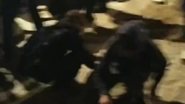Comandos del separatismo atacan la Policía en Vía Layetana (1)