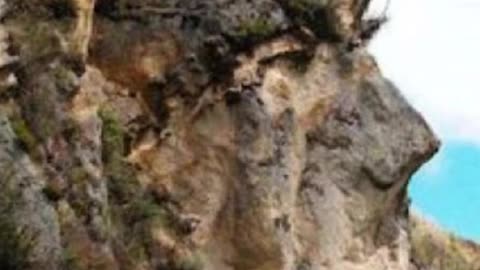 彼は実際に、この「山」のかなりの量のDNA検査を行い、人間のDNAが検出されている！ それは現実だ。 私たちが知らないことはたくさんある。