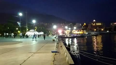 Sea overlooking the city