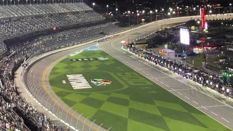 First Lap of the 2021 Daytona Twin race 1