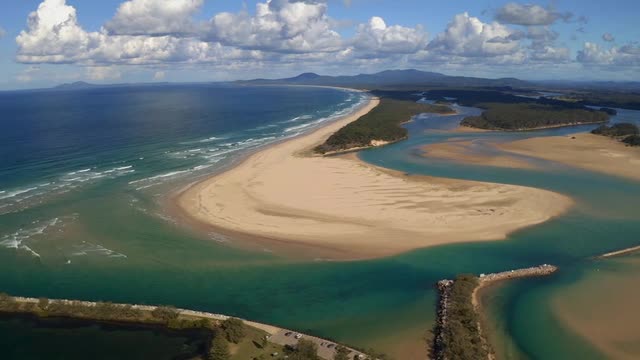The beach of the quicksand sea is an enormous view
