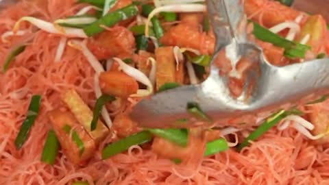 [Recipe Giveaway] Pad Mee Chompoo - Sister Moo's Secret Recipe