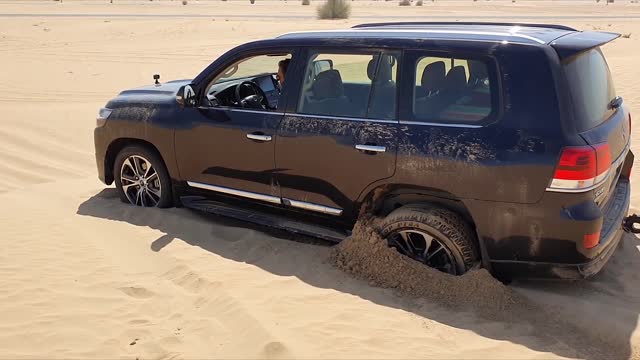 Crawl Control on the 2020 Land Cruiser | Getting Unstuck From Sand | Self Recovery