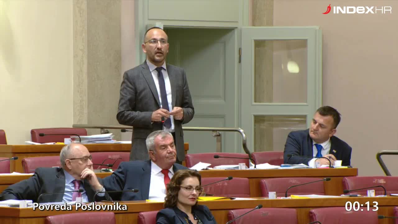 Jandroković izbacio Zekanovića iz sabornice