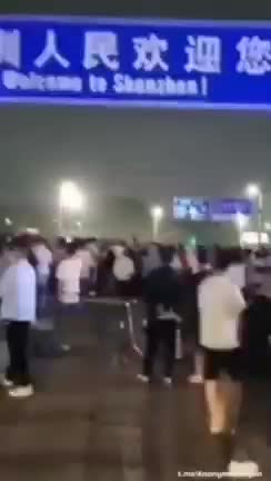 Breaking News from China: Protest against the covid vaccines and the communist government.